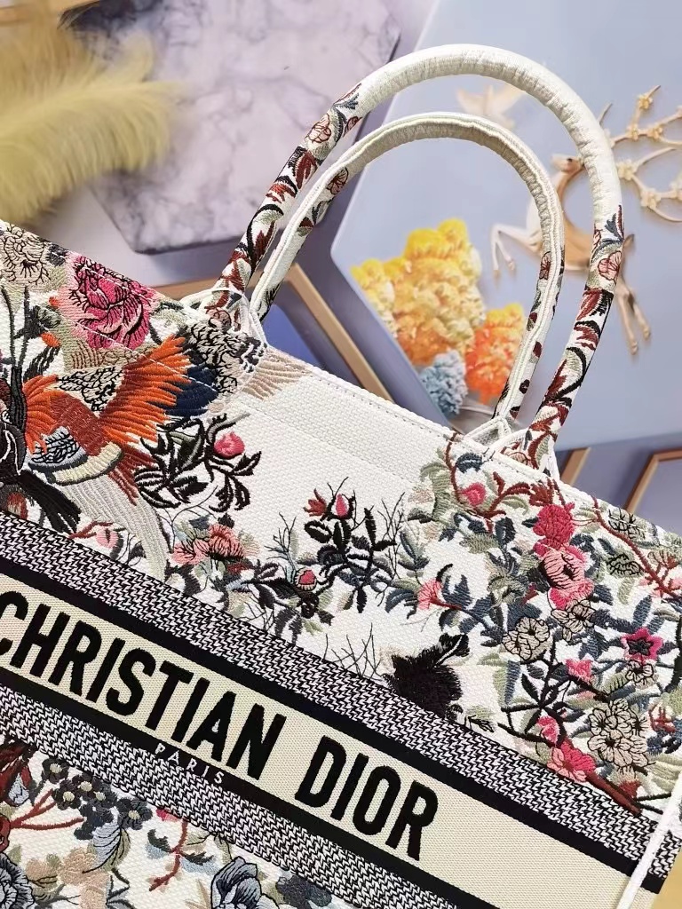 Dior Tote Book Bag - Image 5