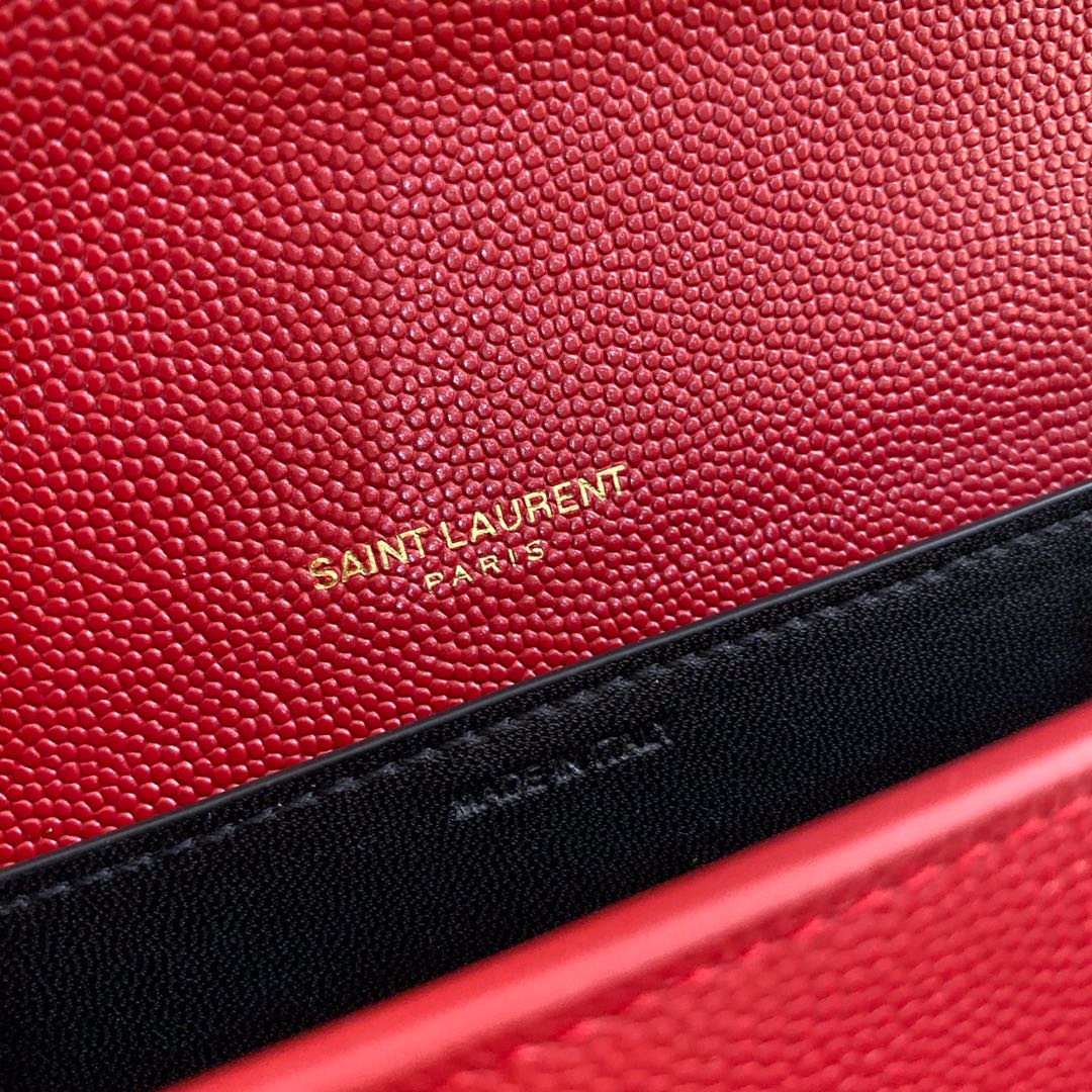 Uptown Chain Wallet in Crocodile-Embossed Shiny Leather Bag - Image 4