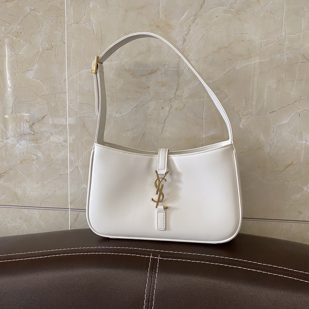 Le 5 À 7 Hobo in Crocodile-Embossed Shiny Leather Bag - Image 8