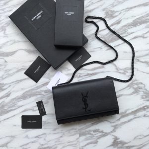 Kate Medium in Grain de Poudre Embossed Bag Leather