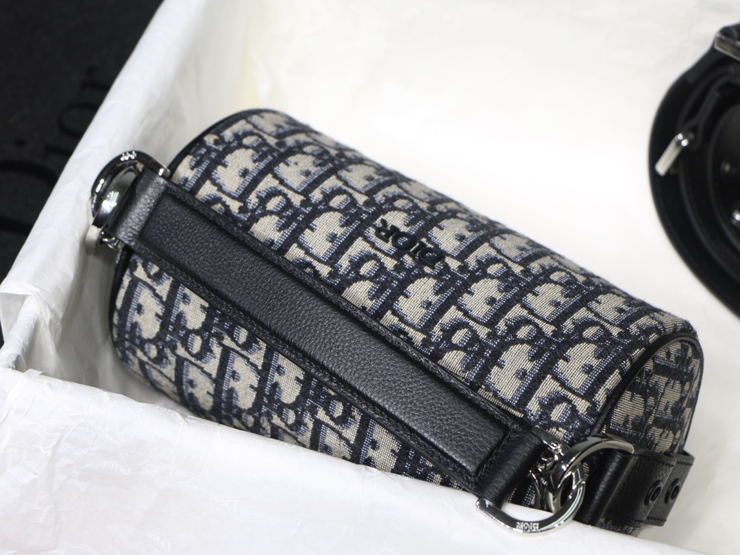 Dior Roller Bag - Image 7