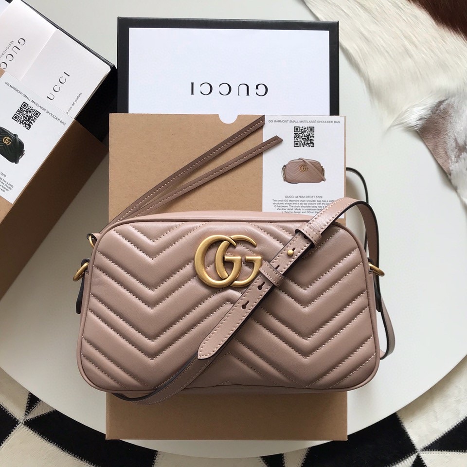 Gucci Large Shoulder GG Bag - Image 2