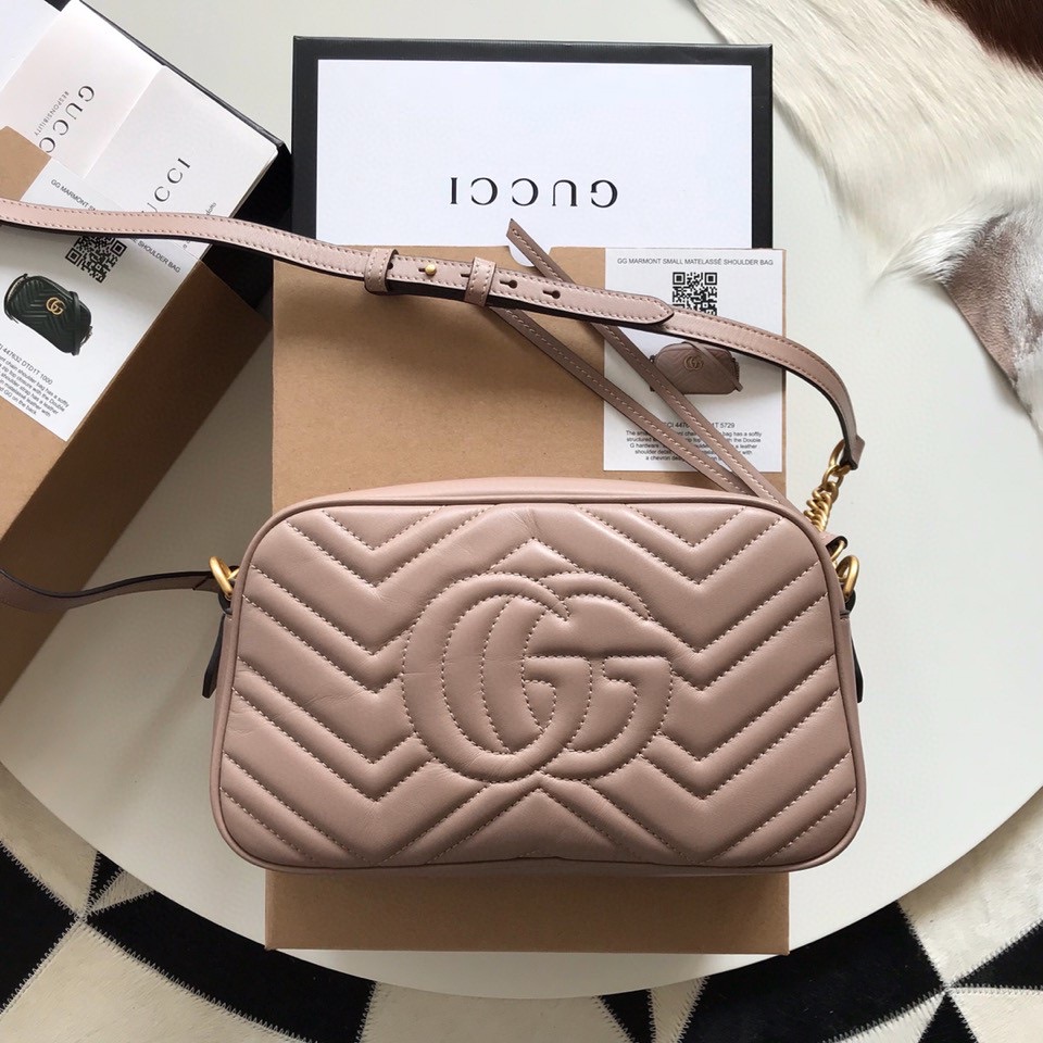 Gucci Large Shoulder GG Bag - Image 3
