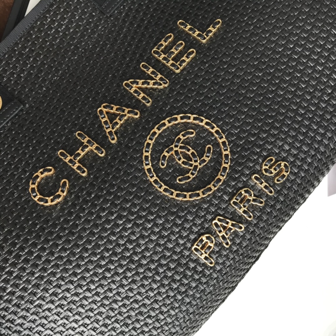Chanel Tote - Image 7