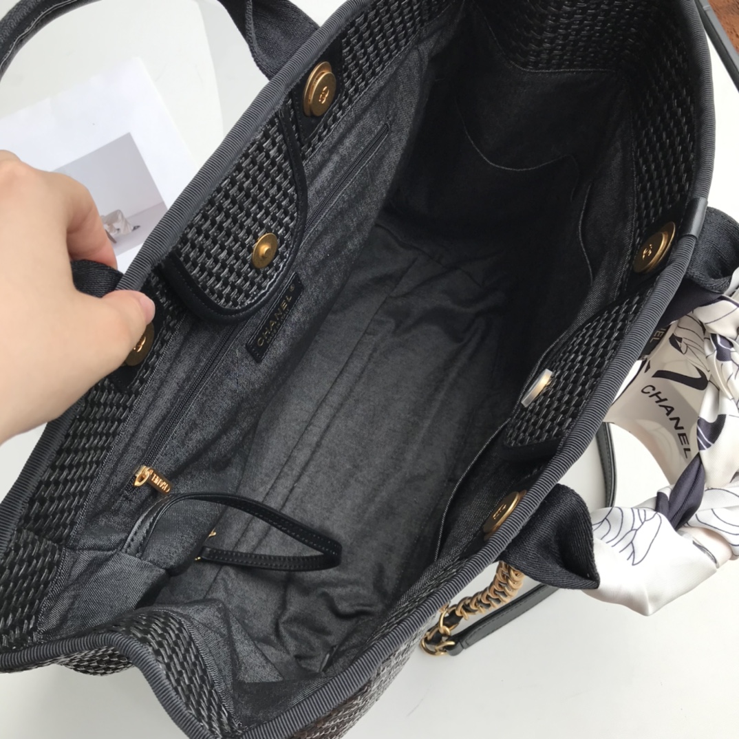 Chanel Tote - Image 4