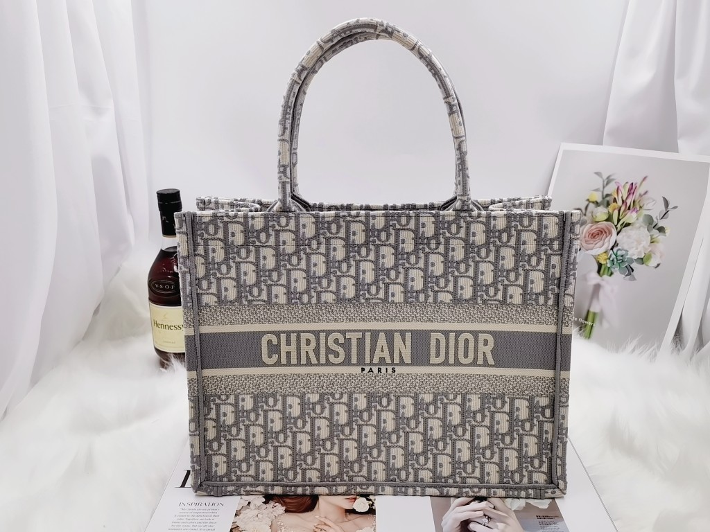 Dior Book Tote-Medium Bag - Image 3