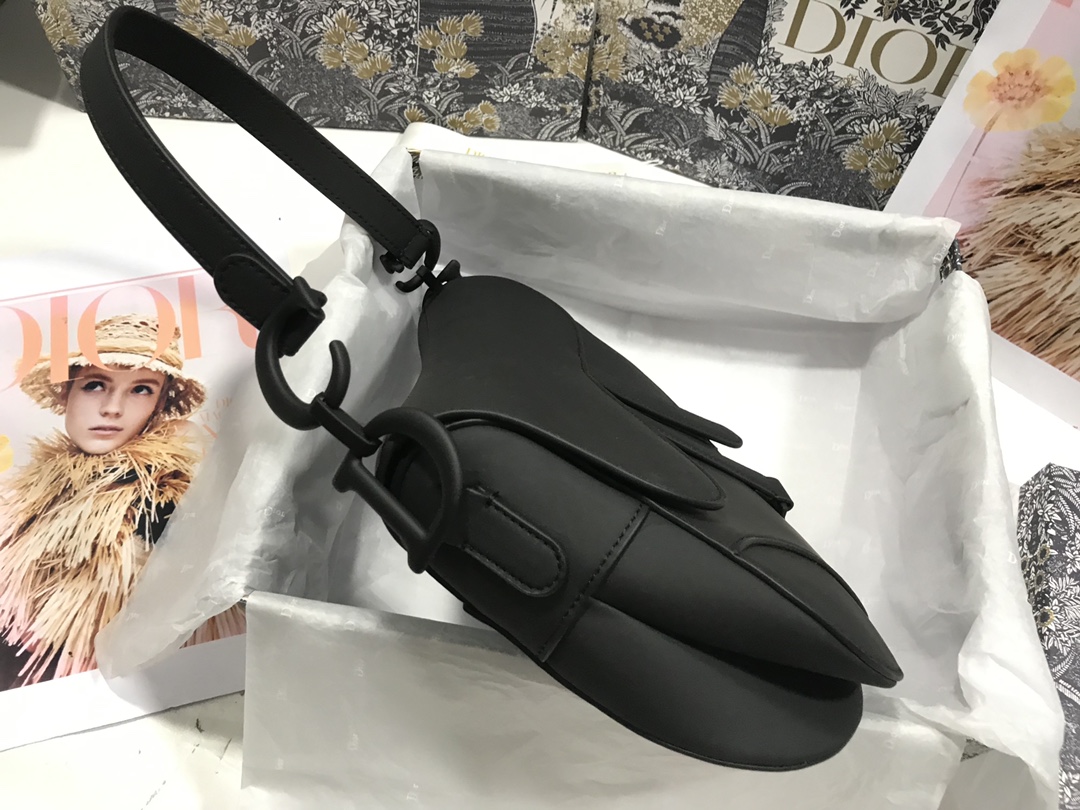 Dior Saddle Bag - Image 3