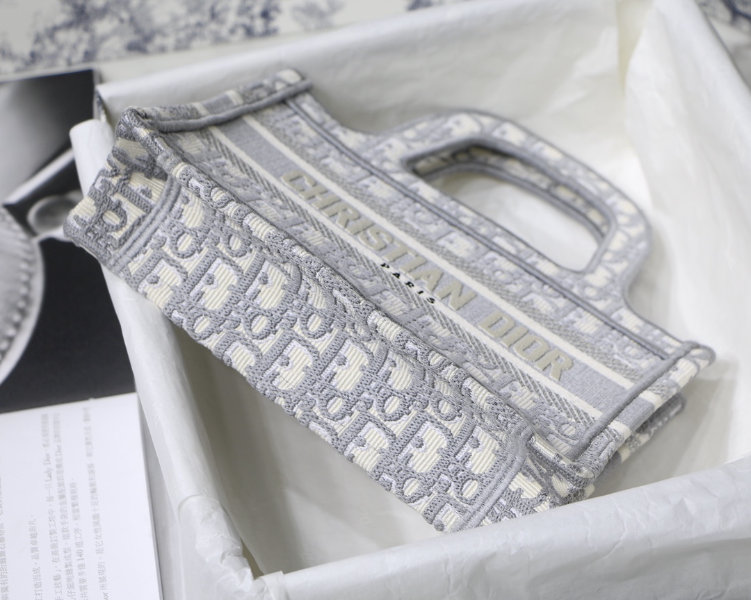 Dior 5 Book Tote - Image 8