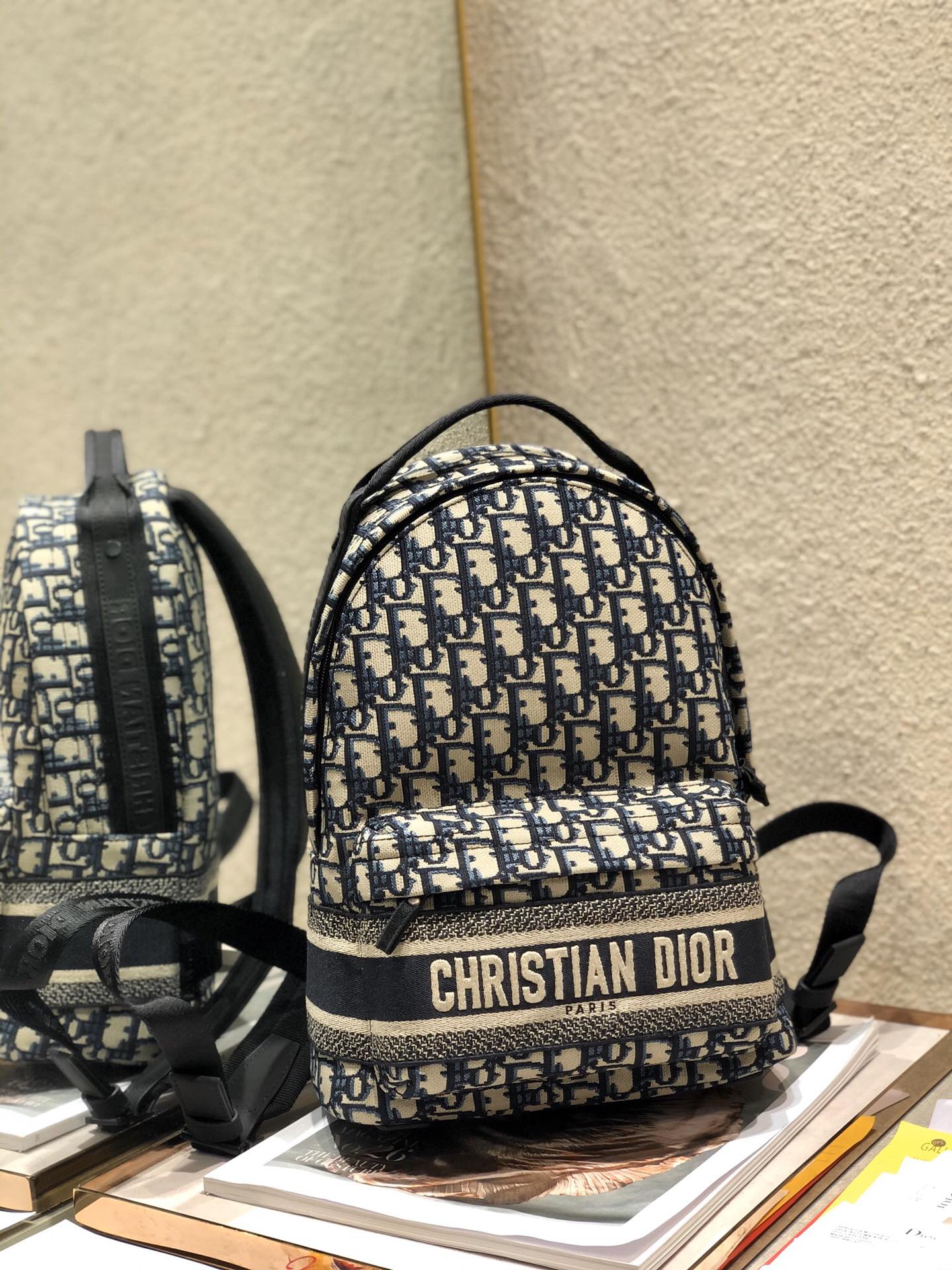 Dior Oblique Bag - Image 2
