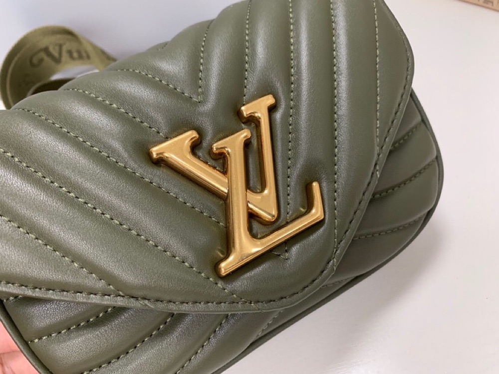 Louis Vuitton New Wave Multi-Pochette Bag - Image 5