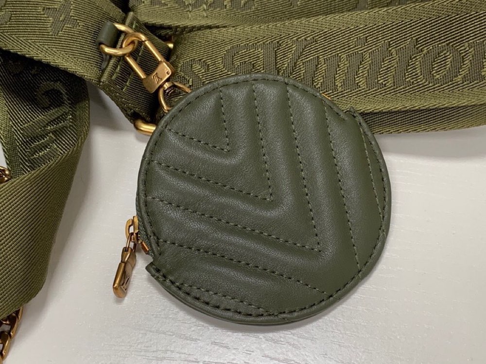 Louis Vuitton New Wave Multi-Pochette Bag - Image 8