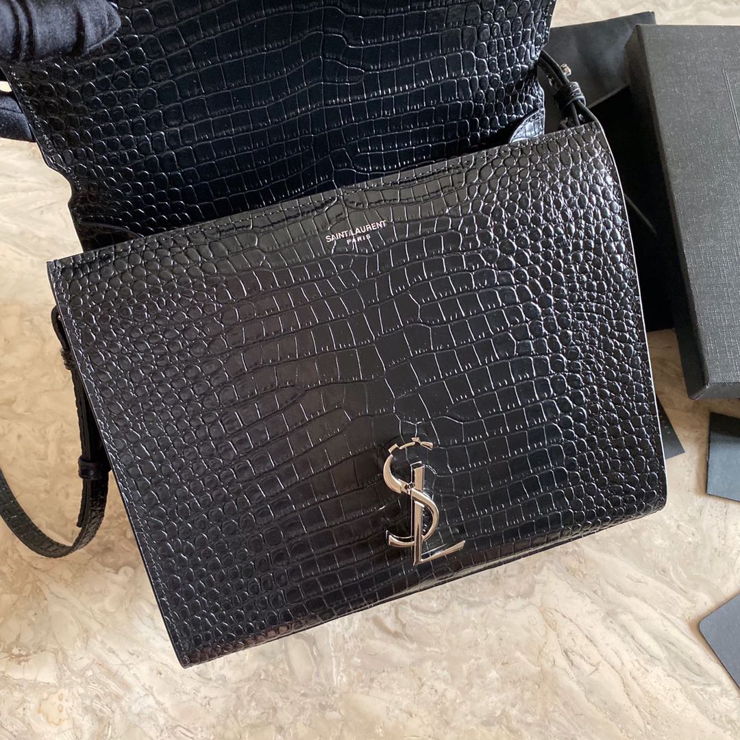Cassandra Monogram Clasp in Matte Python Bag - Image 5