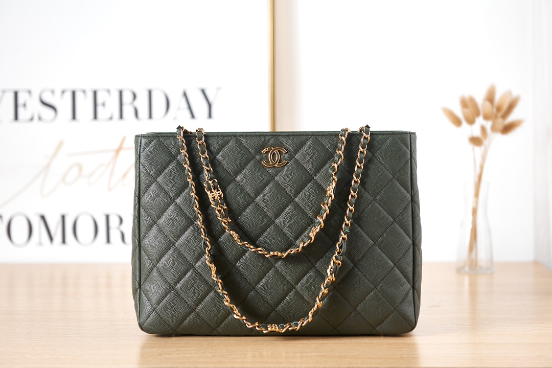 Chanel Tote