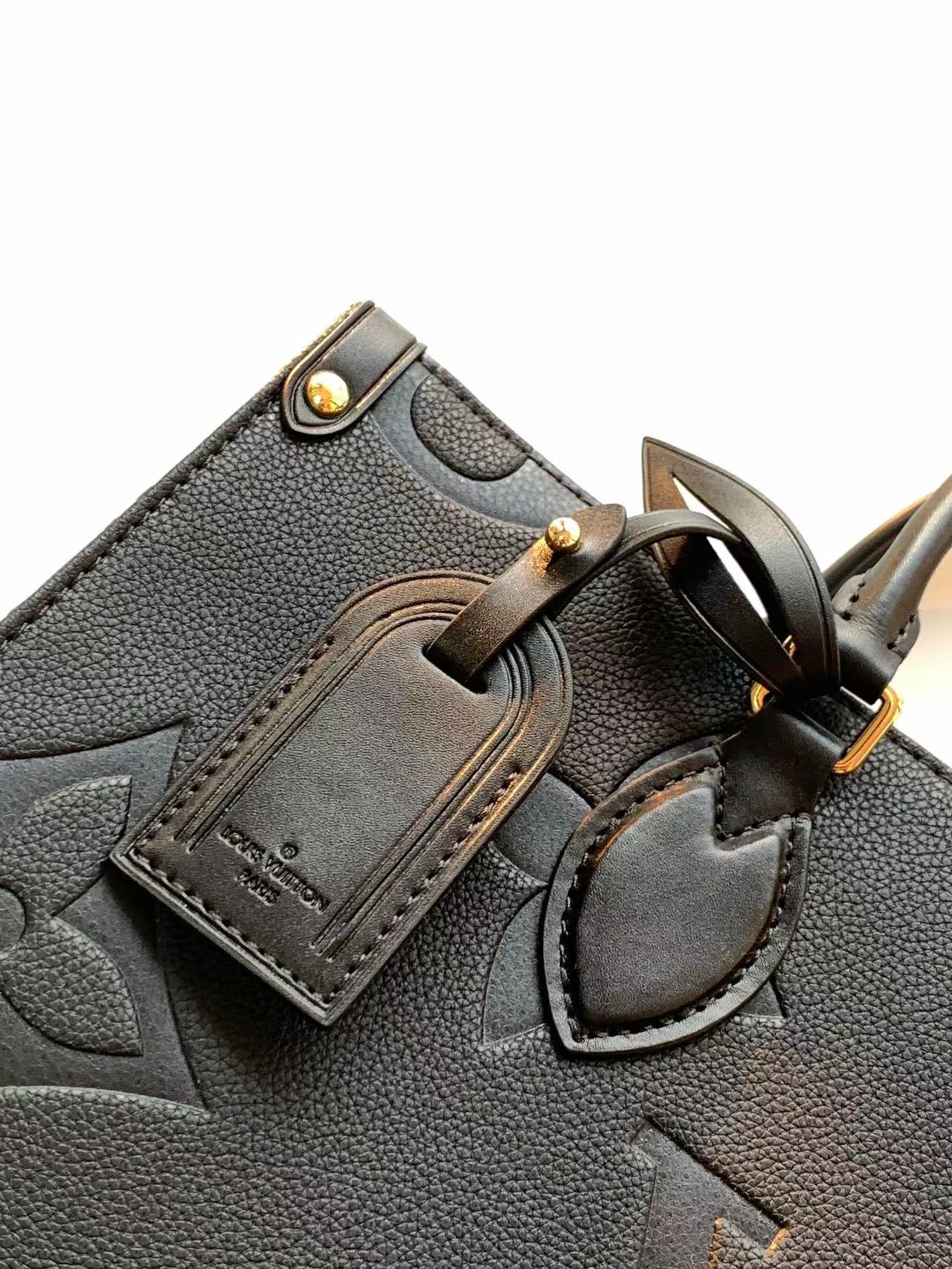 Louis Vuitton MM Onthego Bag - Image 2