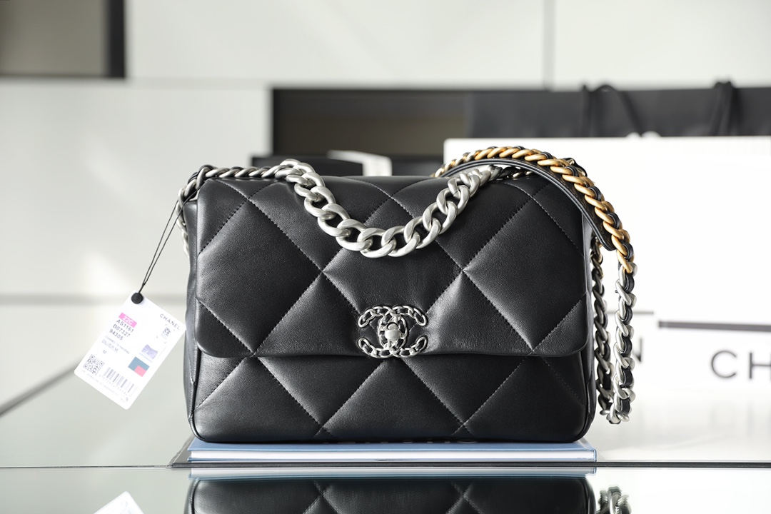 Chanel 19 Flap Bag