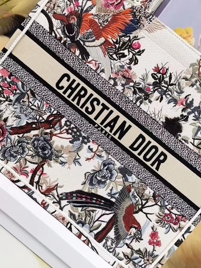 Dior Tote Book Bag - Image 7