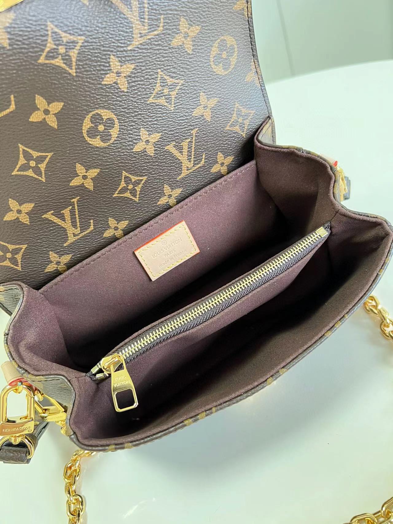 LV Pochette Metis East West Bag - Image 6