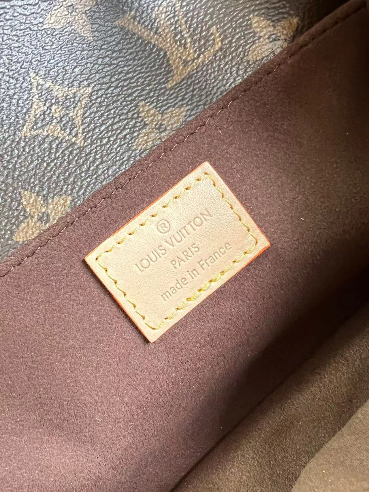 LV Pochette Metis East West Bag - Image 7