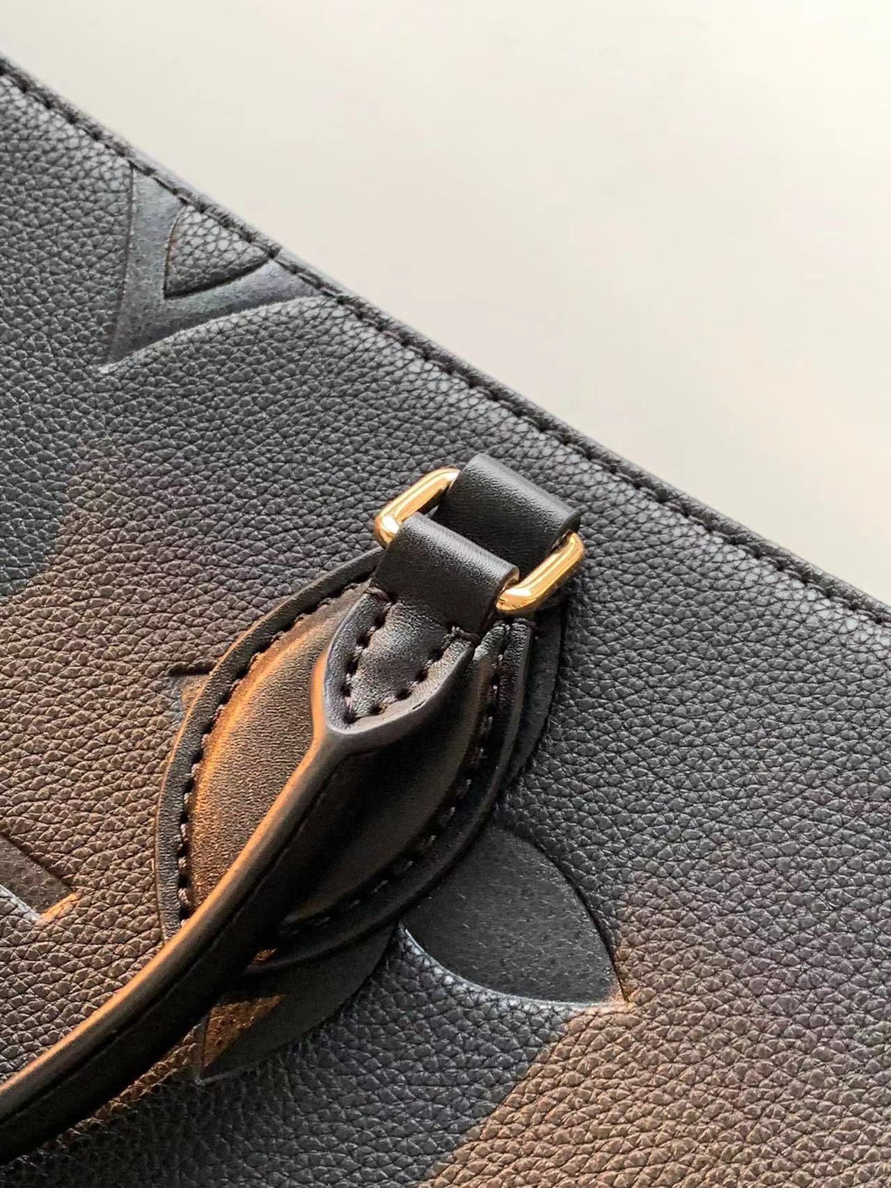 Louis Vuitton MM Onthego Bag - Image 8