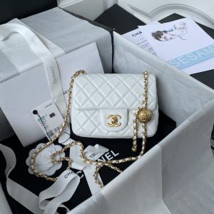 Chanel Cf Quadrat with Bag — Gold
