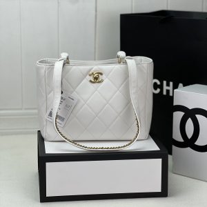 Chanel Einkaufs Bag