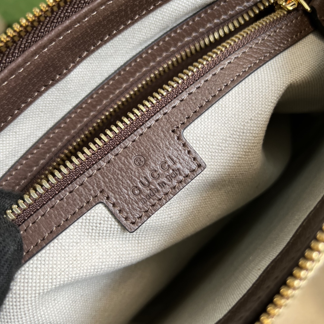 Gucci GG Crossbody Bag - Image 9