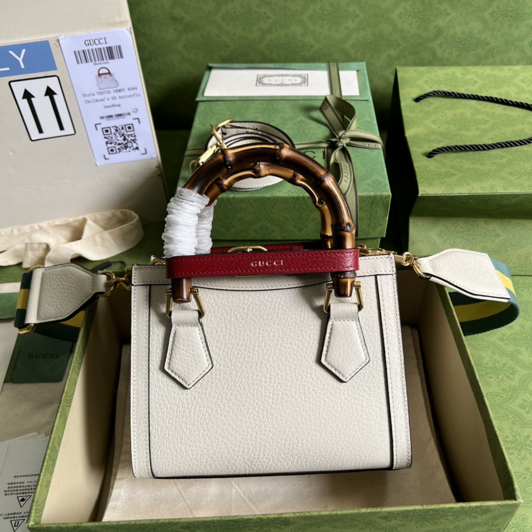 Gucci Diana Mini Tote GG Bag - Image 3