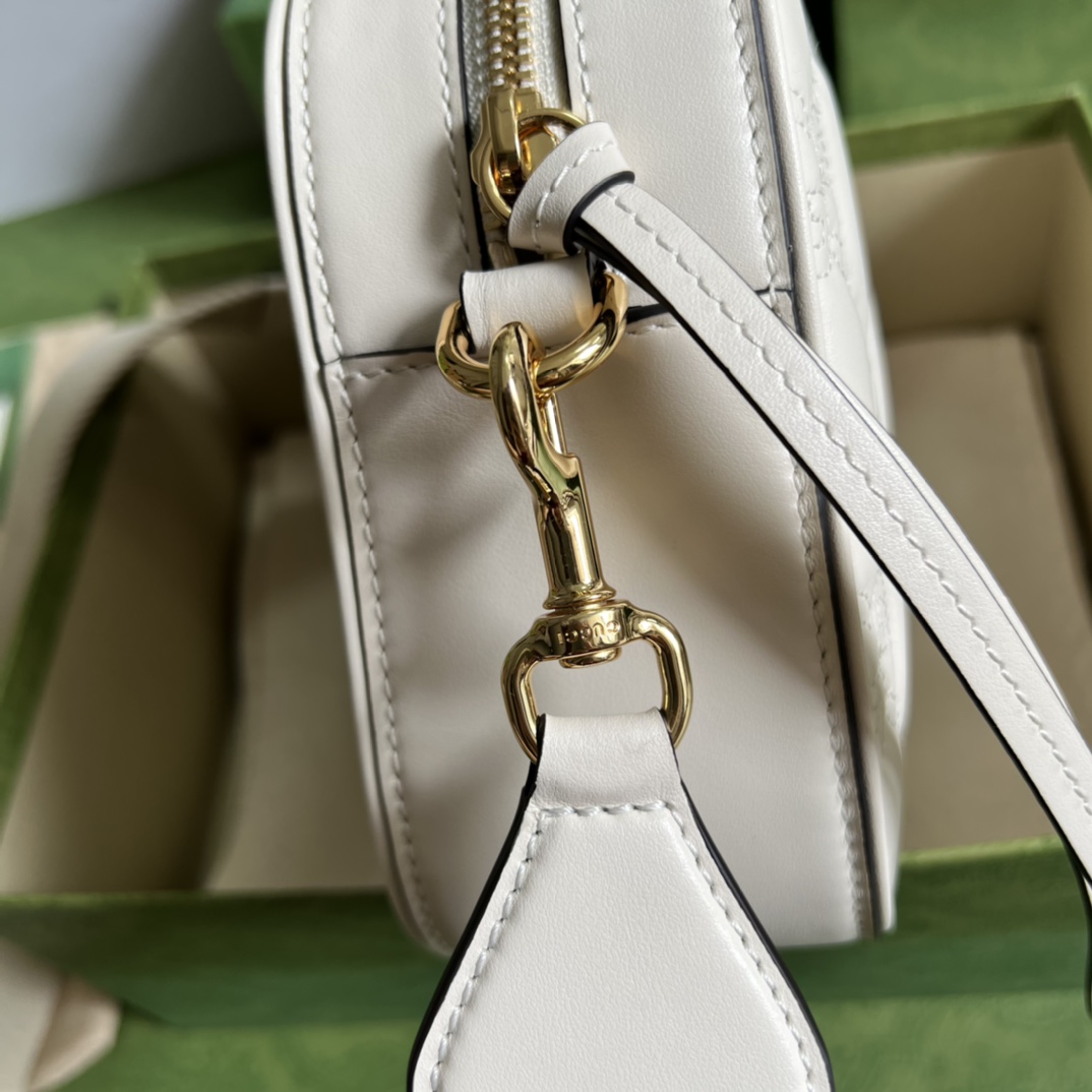 GG Matelasse Leather Small Bag - Image 5