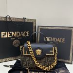 Fendi Baguette Bag — Black
