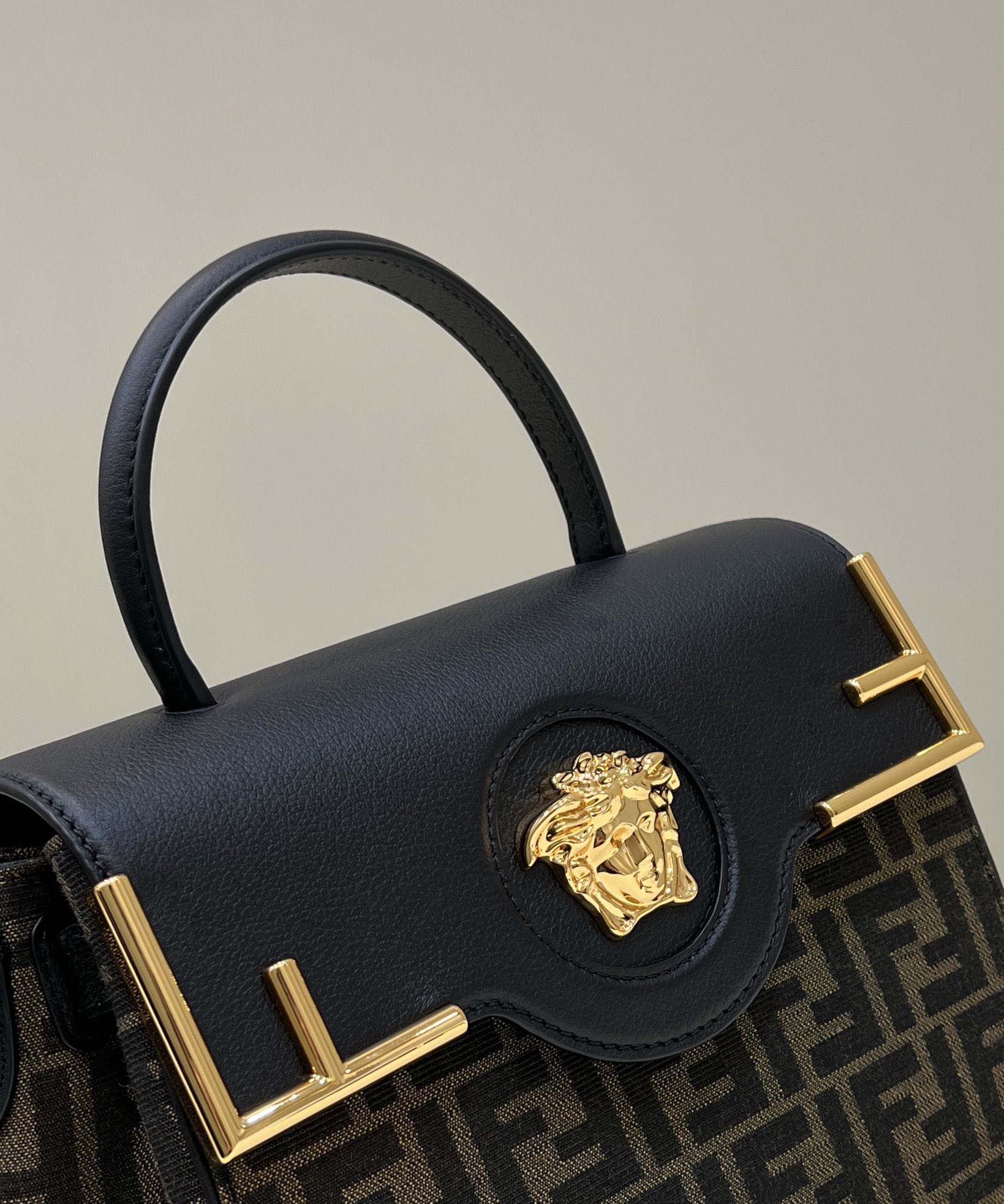 Fendi Baguette Bag — Black - Image 6