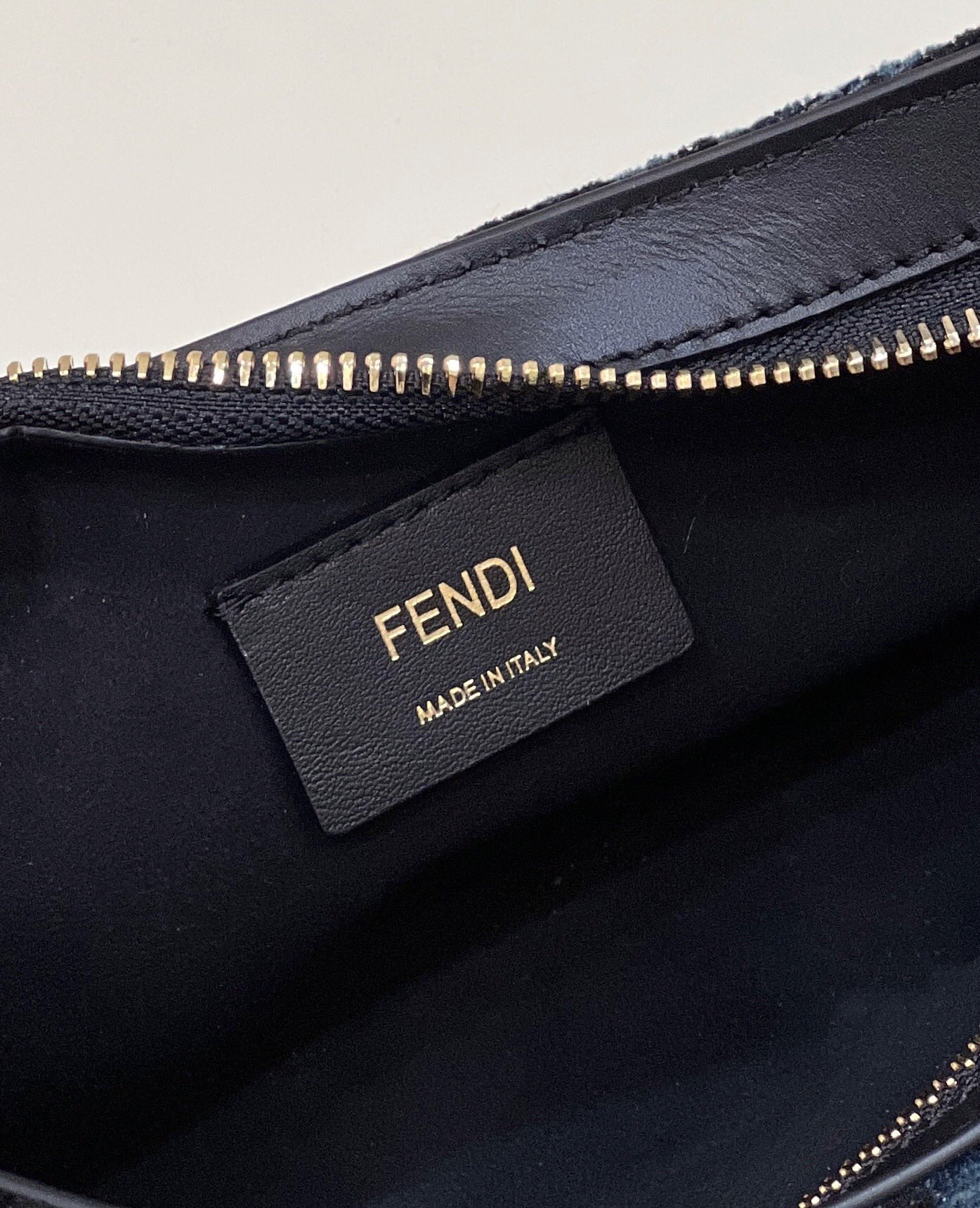 Fendi O'LOCK 2 Bag - Image 7