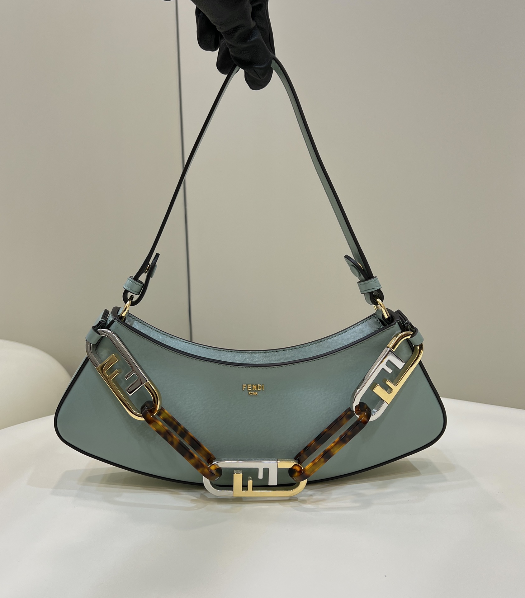 Fendi O'Lock 8 Bag