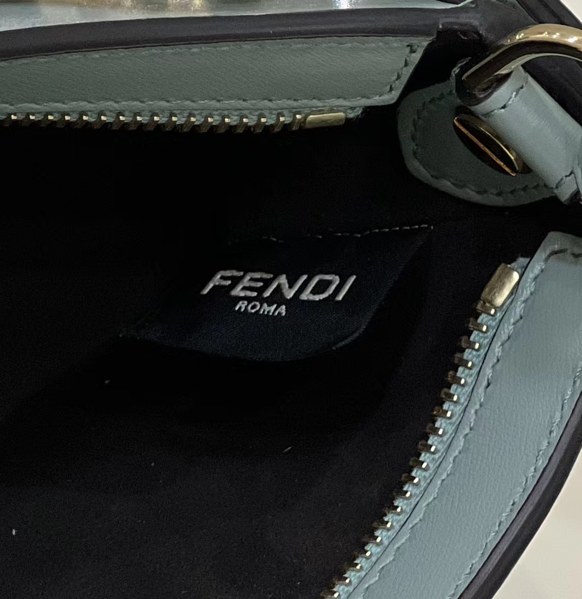Fendi O'Lock 8 Bag - Image 9