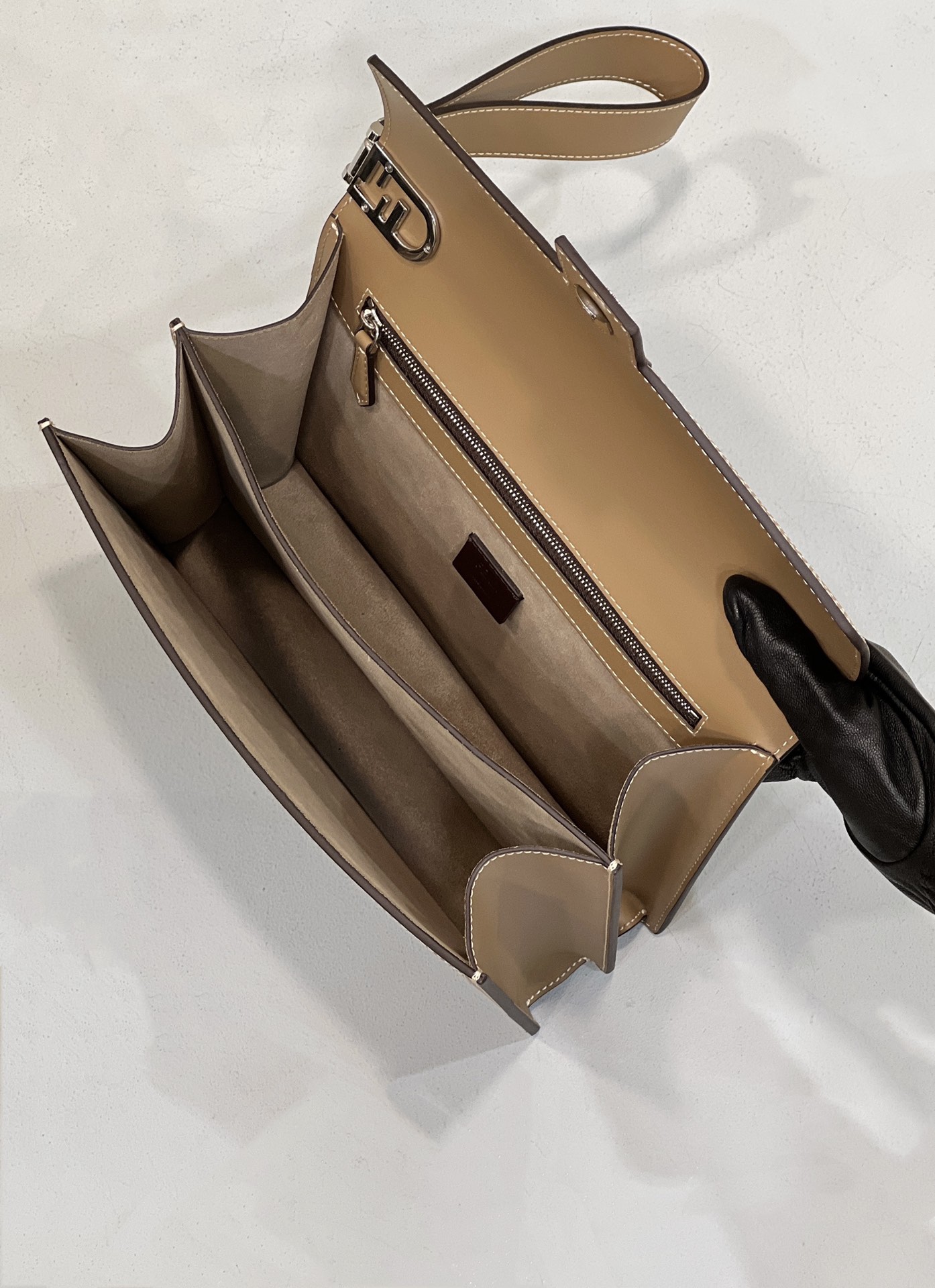 Fendi O'LOCK 1 Bag - Image 7
