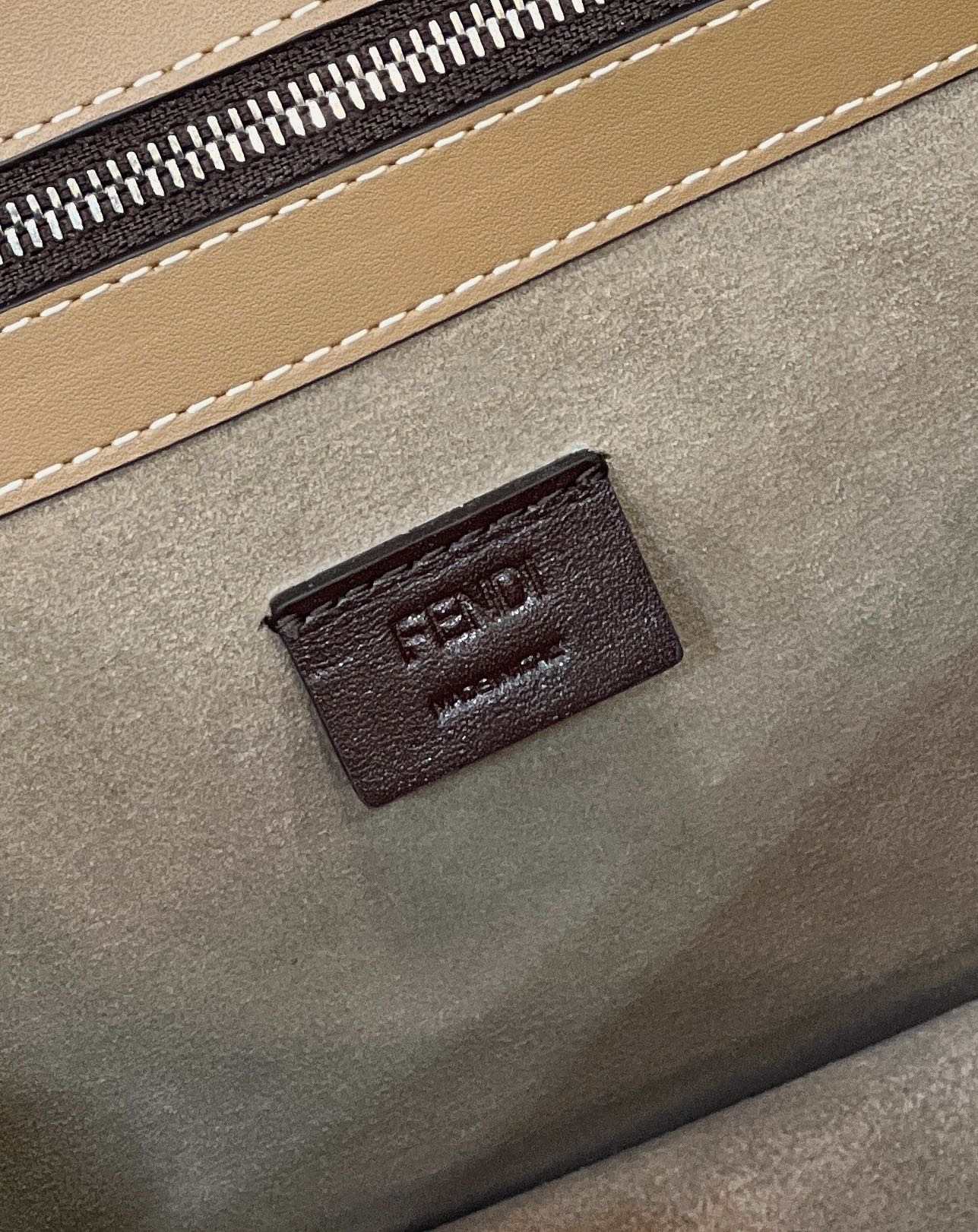 Fendi O'LOCK 1 Bag - Image 8