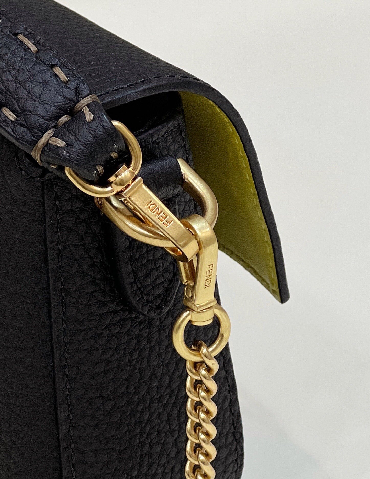Fendi Baguette 8 Bag - Image 6