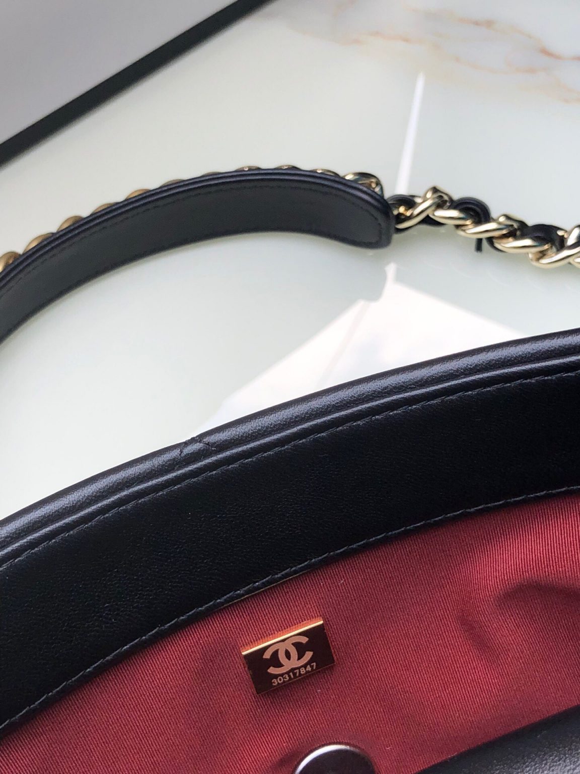 Chanel Medium 19 Bag - Image 4
