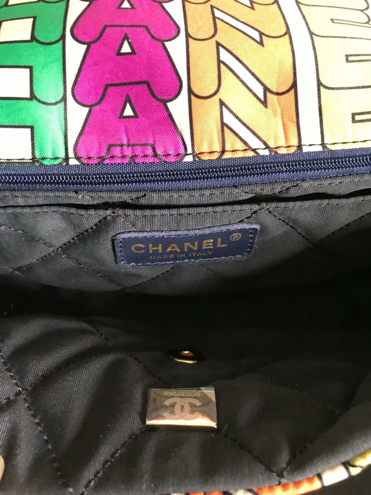 Chanel Flap Bag - Image 8