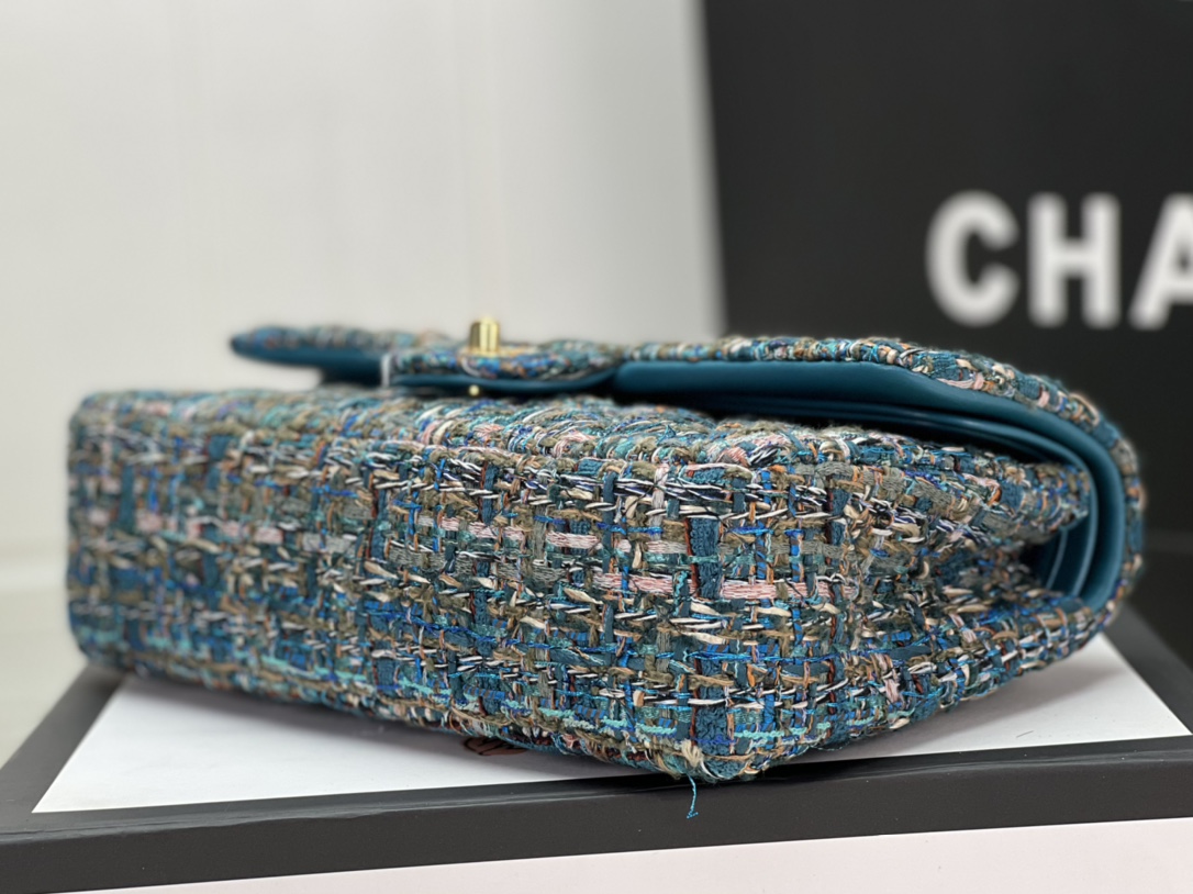 Chanel Flap Bag Classic - Image 7