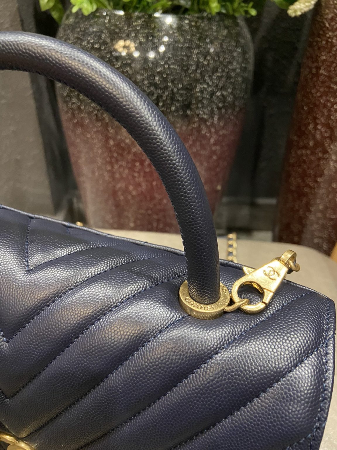 Chanel Handbag Leather - Image 4