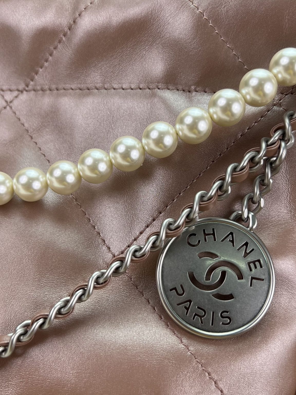 Chanel 22 Bag — Pink - Image 7