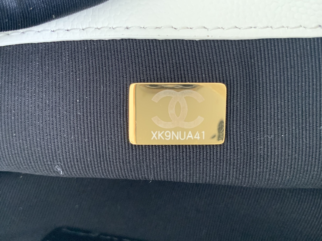Mini Classic Uberklappen Bag - Image 8