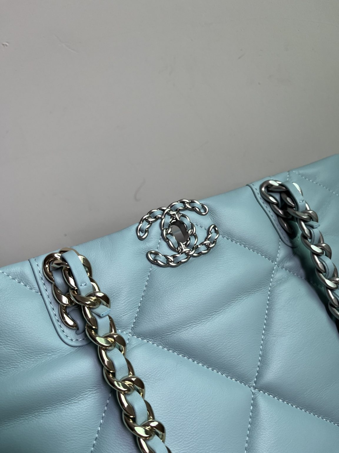 Chanel Shopping Bag 19 - Image 3