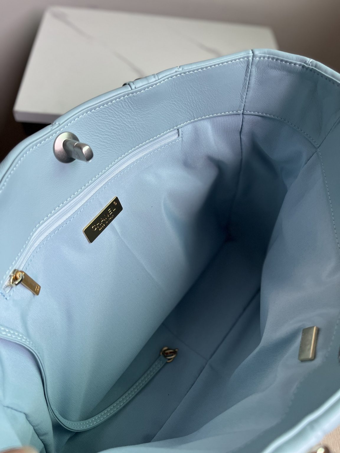 Chanel Shopping Bag 19 - Image 6