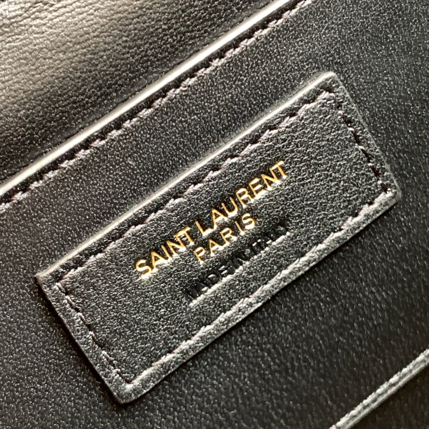 June Box in Quilted Patent Leather Bag - Image 8