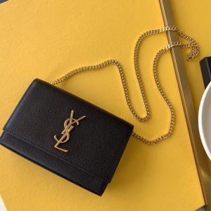 Kate Small Chain in Grain de Poudre Embossed Leather Bag