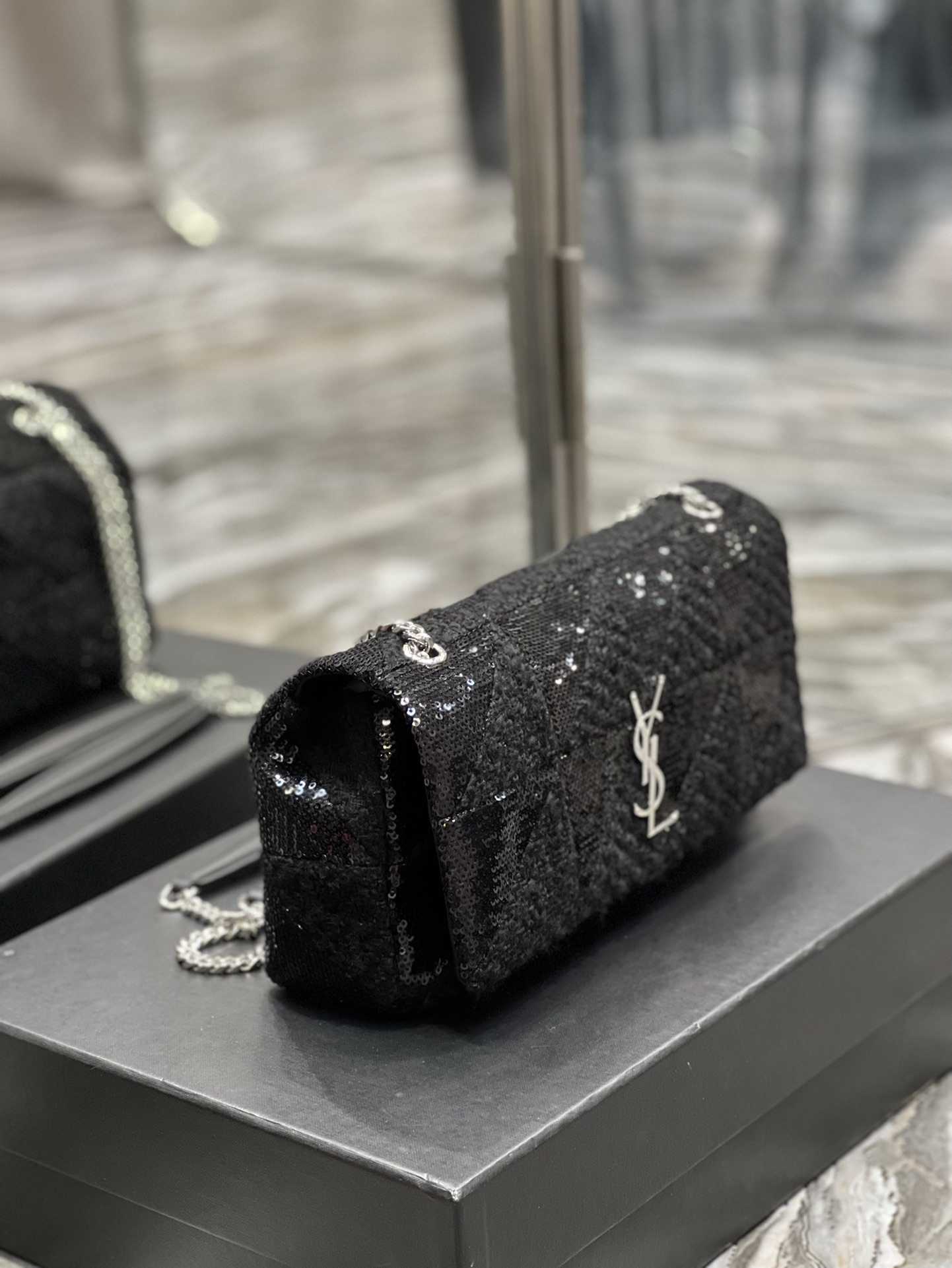 Jamie Medium Chain Bag "Carre Rive Gauche" in Satin and Leather - Image 9
