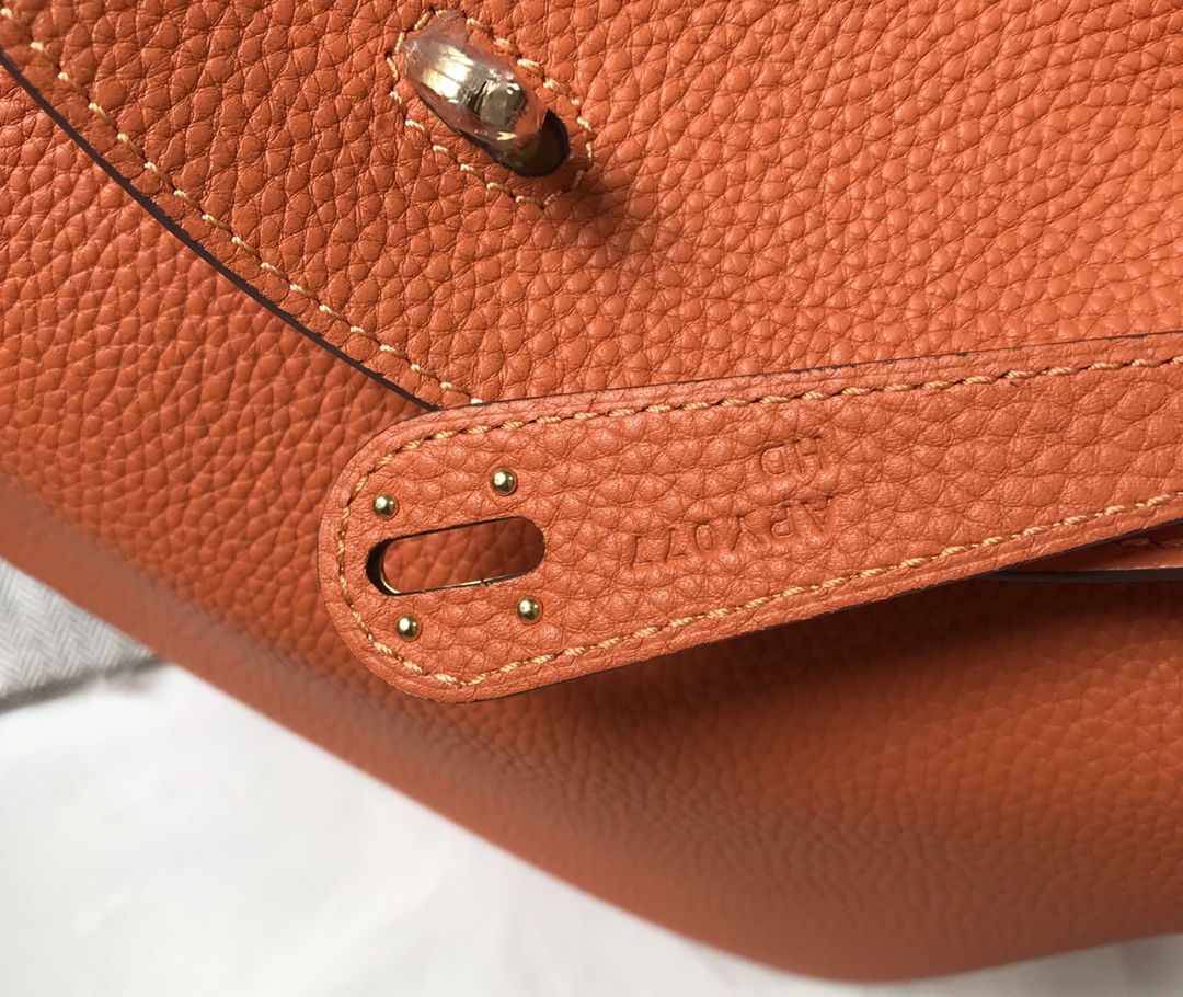 Hermès Linda Bag - Image 7