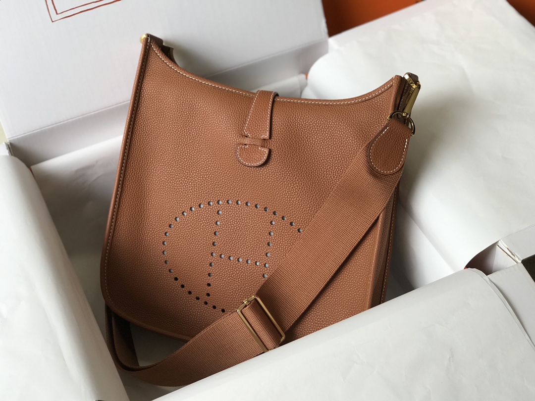 Hermès Evelyne Bag - Image 4