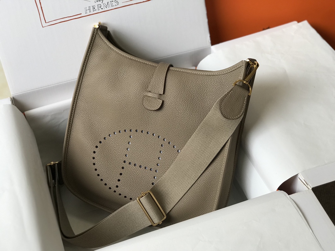 Hermès Evelyne Bag - Image 6